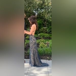 Prom dress only worn once and is in great condition